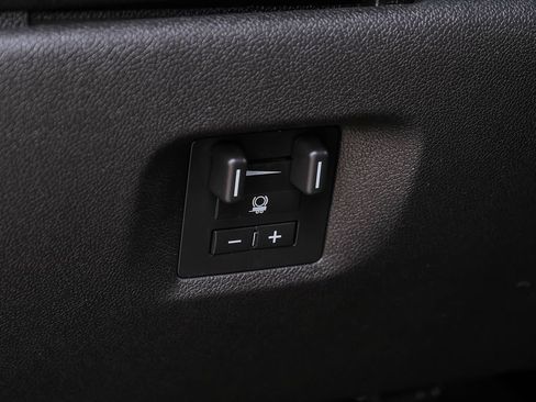 Used 2013 GMC Yukon XL Denali AWD/4WD image 43
