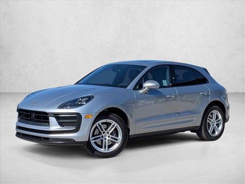 Used 2025 Porsche Macan Turbo image 1