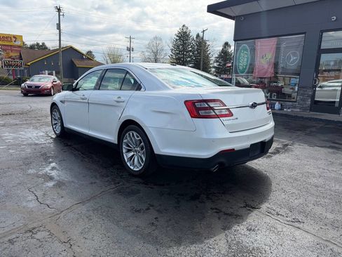Used 2013 Ford Taurus Limited image 4