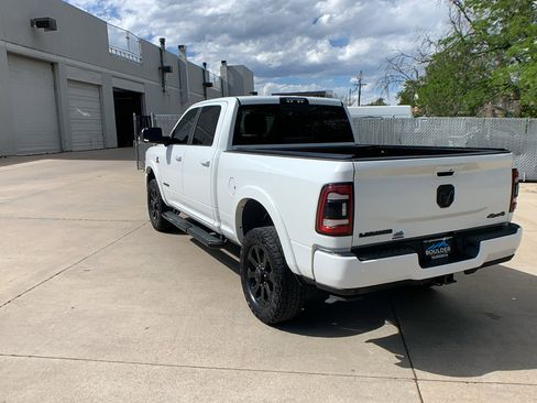 Used 2020 RAM 2500 Laramie AWD/4WD image 3