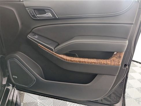 Used 2020 Chevrolet Suburban Premier w/ RST 6.2L Performance Edition image 37