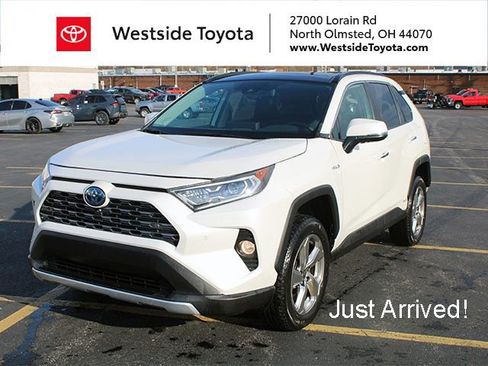 Used 2021 Toyota RAV4 Limited image 1