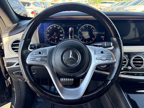 Used 2018 Mercedes-Benz S 560 Sedan image 31