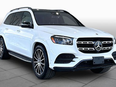 Used 2022 Mercedes-Benz GLS 450 4MATIC image 2