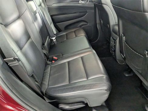 Used 2019 Jeep Grand Cherokee Limited image 31
