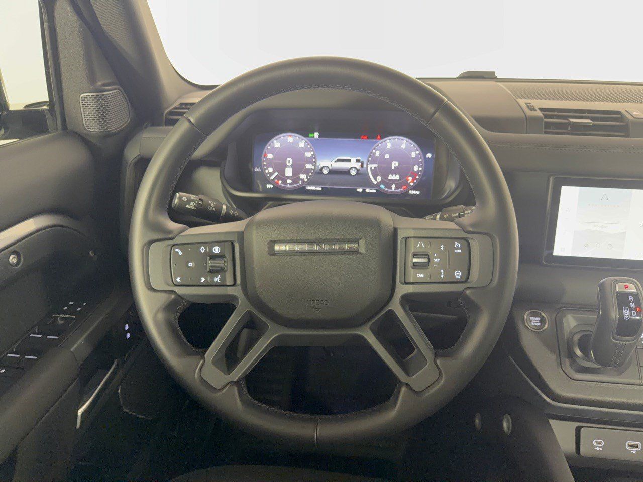 Used 2024 Land Rover Defender 110 X-Dynamic SE AWD/4WD image 10
