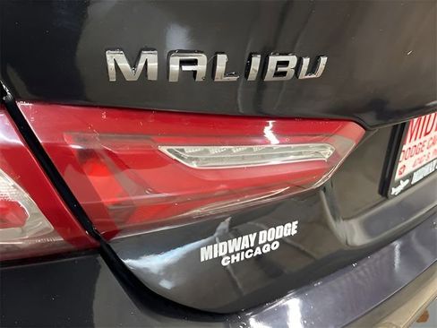Used 2022 Chevrolet Malibu LT FWD image 22