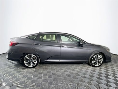 Used 2018 Honda Clarity Touring image 7