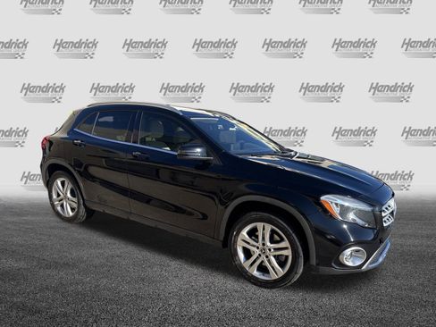 Used 2019 Mercedes-Benz GLA 250 4MATIC image 2