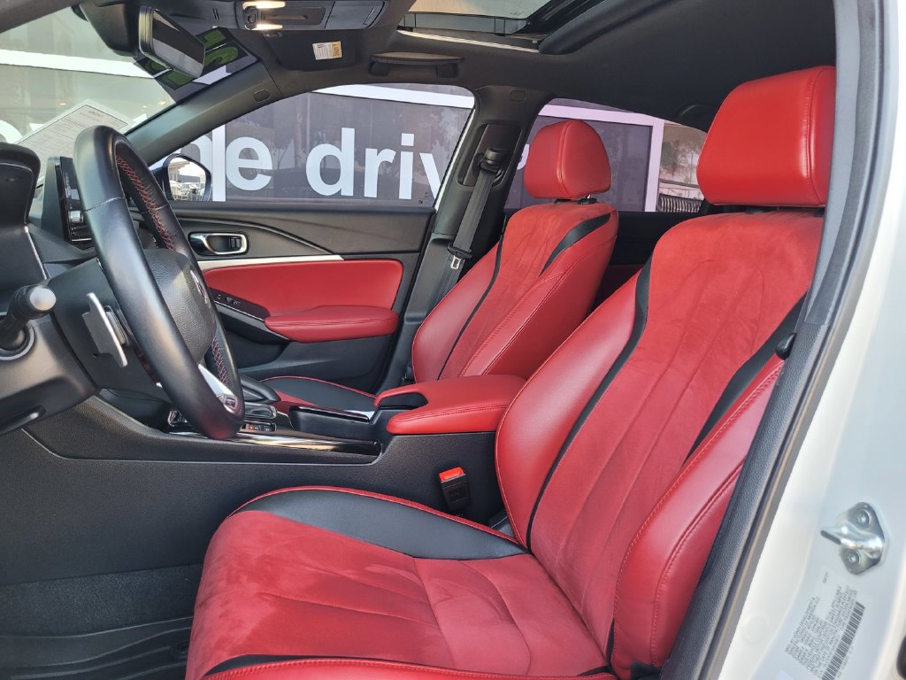 Certified 2025 Acura Integra A-Spec w/ Technology Package FWD image 12