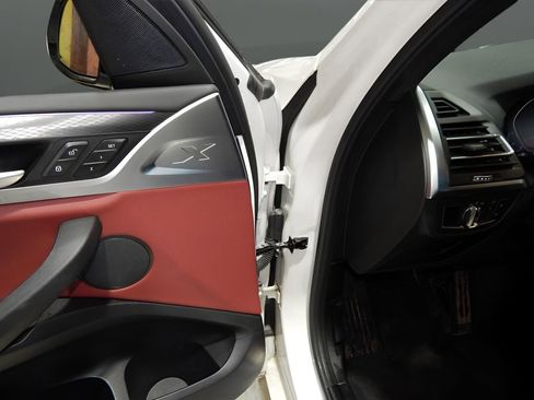 Used 2024 BMW X3 xDrive30i w/ M Sport Package AWD/4WD image 20