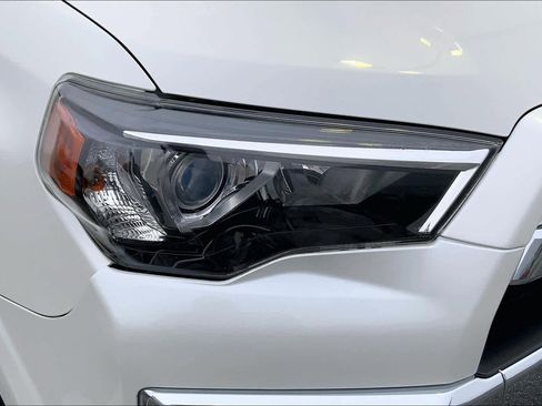 Used 2016 Toyota 4Runner Limited image 26