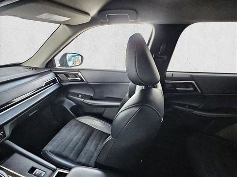 Used 2024 Mitsubishi Outlander SE FWD image 5