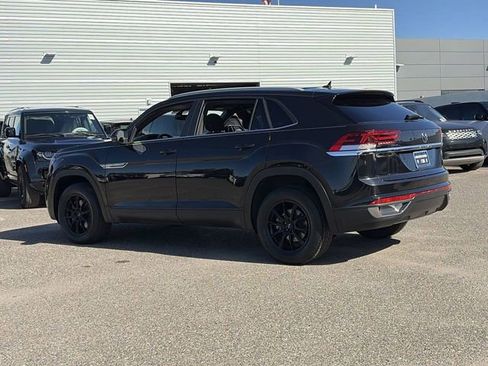 Used 2020 Volkswagen Atlas Cross Sport S image 8