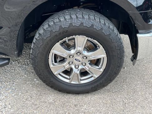 Used 2016 Ford F150 XLT w/ Equipment Group 301A Mid AWD/4WD image 10