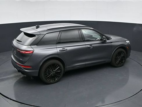 Used 2023 Lincoln Corsair Reserve w/ Equipment Group 201A AWD/4WD image 30