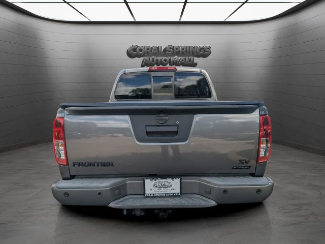 Used 2020 Nissan Frontier SV w/ Midnight Edition Floor Mats RWD image 6