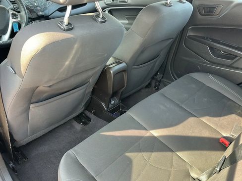 Used 2017 Ford Fiesta SE image 10