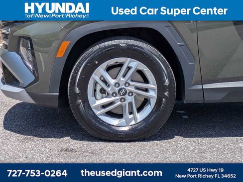 Used 2025 Hyundai Tucson SE FWD image 10