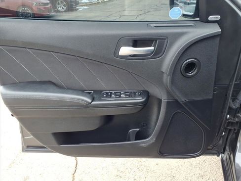 Used 2023 Dodge Charger SXT w/ Blacktop Package image 12
