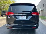 Used 2020 Chrysler Voyager Lxi image 4