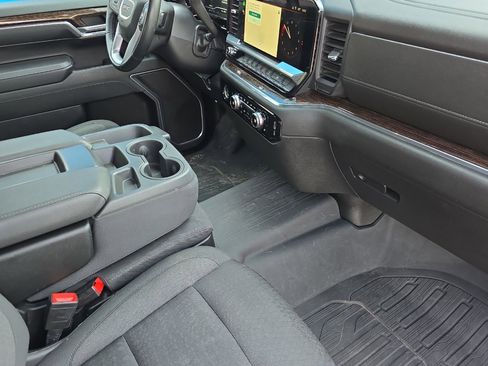 Used 2023 GMC Sierra 1500 Elevation image 17