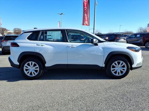 New 2026 Toyota Corolla Cross L image 3