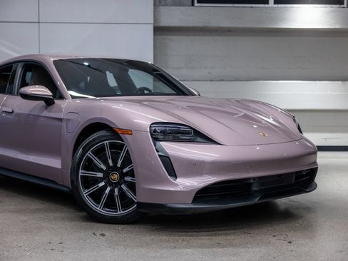 Used 2023 Porsche Taycan RWD image 16