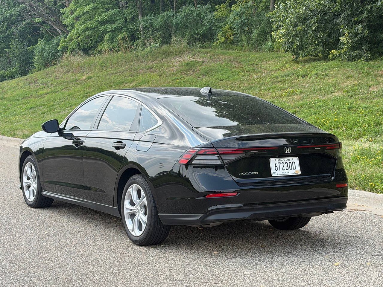 Used 2025 Honda Accord LX image 4