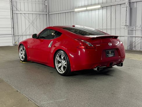 Used 2011 Nissan 370Z Touring w/ Sport Pkg RWD image 14