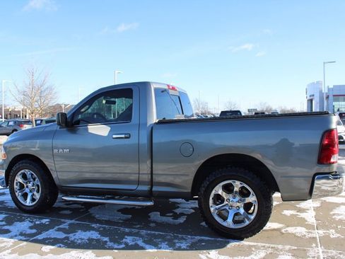 Used 2010 Dodge Ram 1500 Truck SLT image 4