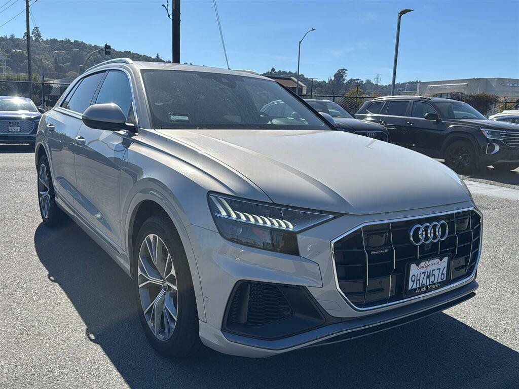 Used 2023 Audi Q8 Premium Plus w/ Premium Plus Package AWD/4WD image 4