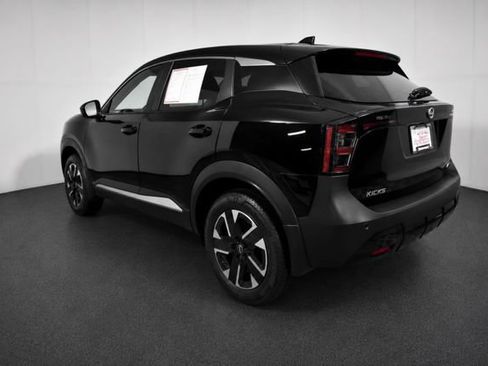 Certified 2025 Nissan Kicks SV AWD/4WD image 6