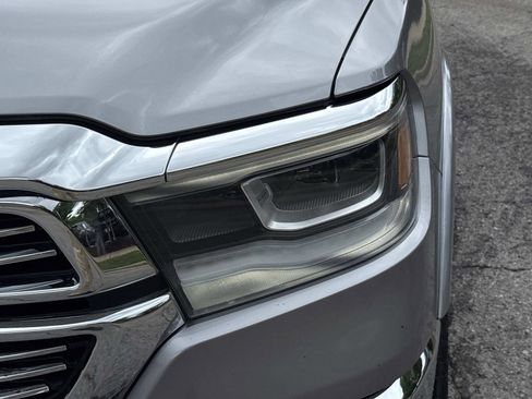 Used 2021 RAM 1500 Laramie AWD/4WD image 12