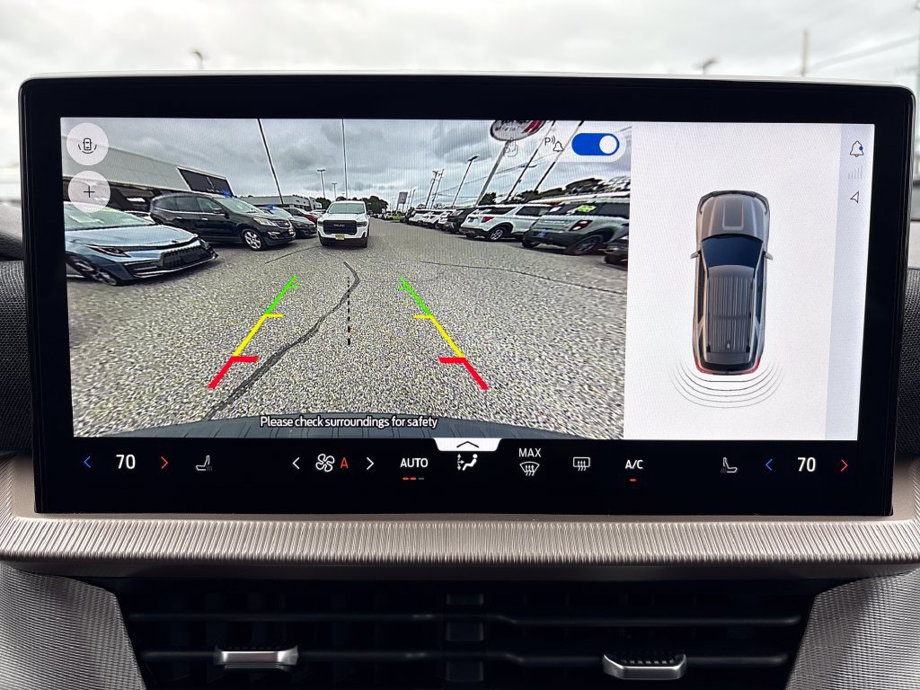 New 2026 Ford Explorer Active AWD/4WD image 8