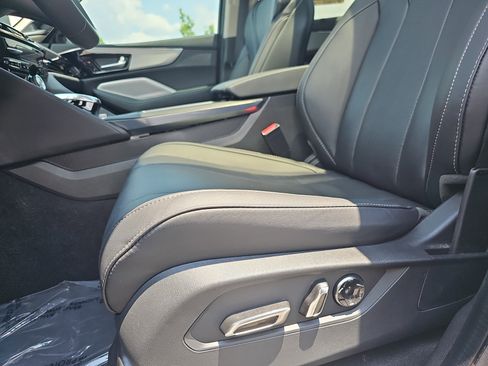 Used 2025 Acura MDX FWD w/ Technology Package image 28