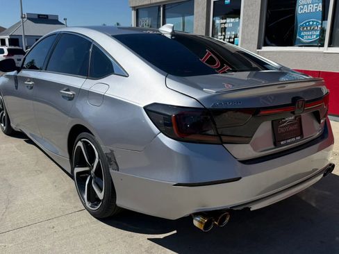 Used 2020 Honda Accord Sport image 4