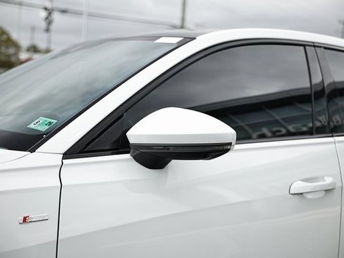 Used 2022 Audi A6 Premium Plus w/ Premium Plus Package image 12