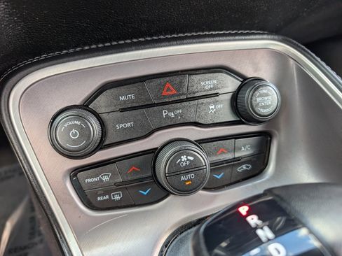 Used 2022 Dodge Challenger GT w/ Blacktop Package image 24