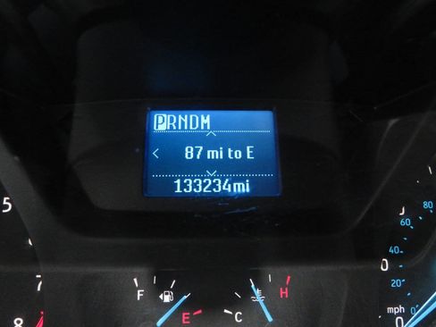 Used 2018 Ford Transit 250 130 Low Roof image 16