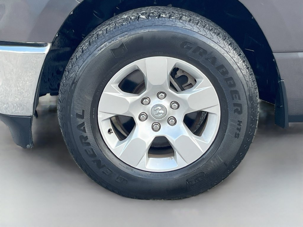 Used 2022 RAM 1500 Big Horn RWD image 29