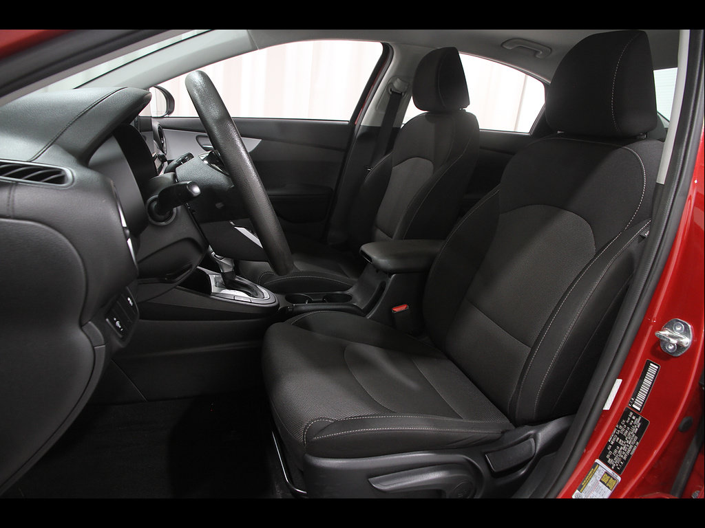 Used 2024 Kia Forte LXS FWD image 5