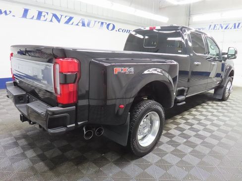 Used 2025 Ford F450 Platinum w/ Platinum Plus Package AWD/4WD image 4