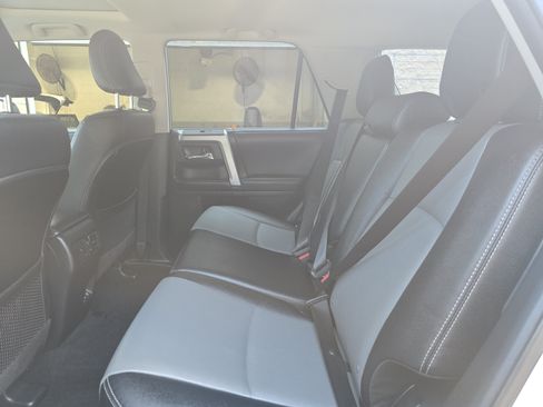 Used 2022 Toyota 4Runner SR5 Premium w/ Moonroof Package AWD/4WD image 14