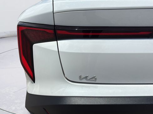 Used 2025 Kia K4 EX FWD image 30