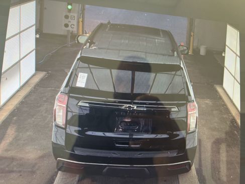 Used 2022 Chevrolet Tahoe RST w/ Luxury Package AWD/4WD image 17