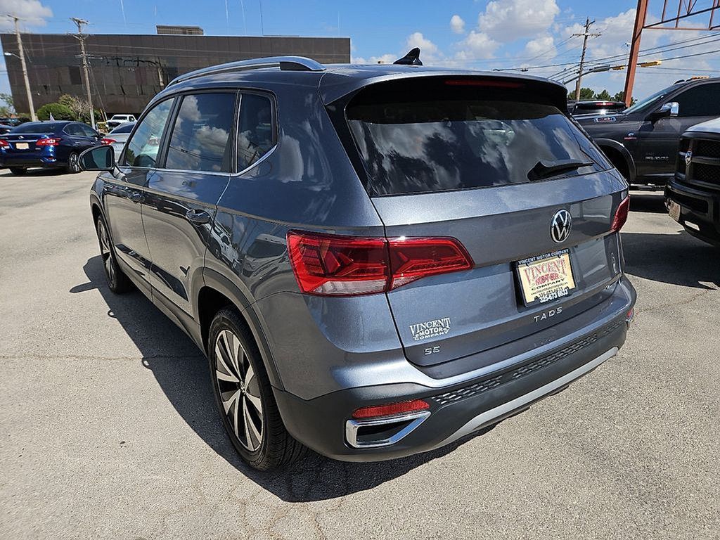 Used 2022 Volkswagen Taos SE AWD/4WD image 5