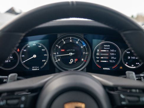 Certified 2024 Porsche 911 Carrera GTS RWD image 14