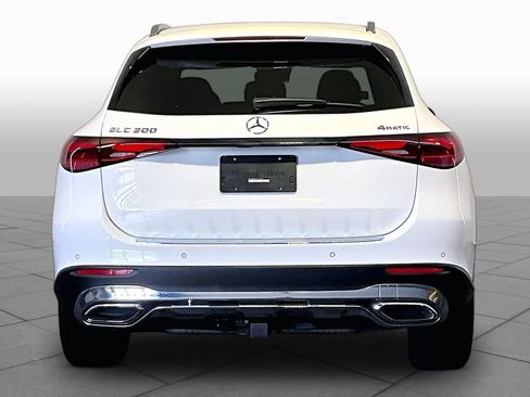 Certified 2026 Mercedes-Benz GLC 300 4MATIC image 5