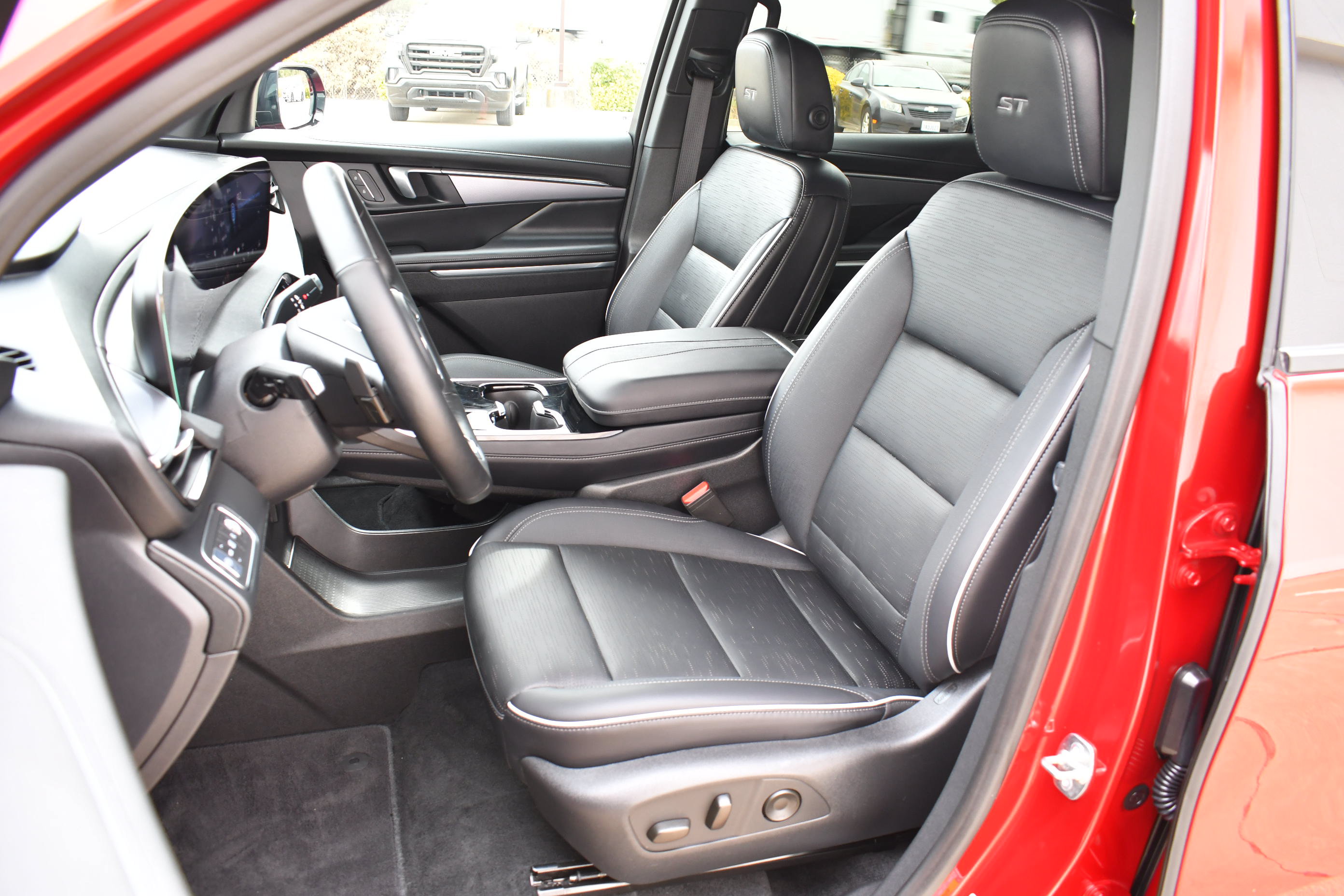 Used 2026 Buick Enclave Sport Touring FWD image 21
